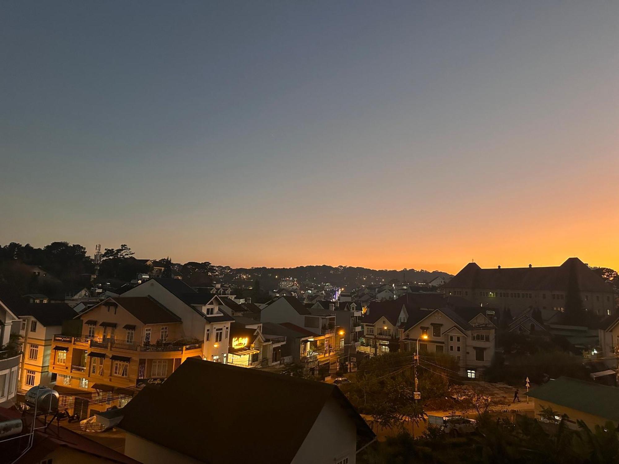 Xuan Truong Dalat Central Экстерьер фото